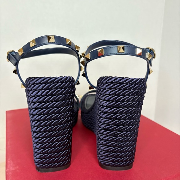 Valentino Garavani Rockstud Wedges Navy - Picture 4 of 7